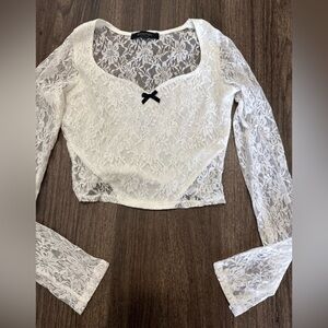 Small Lace Longsleeve